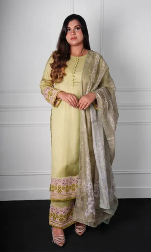 Green Chicken Patch Embroidered Suit